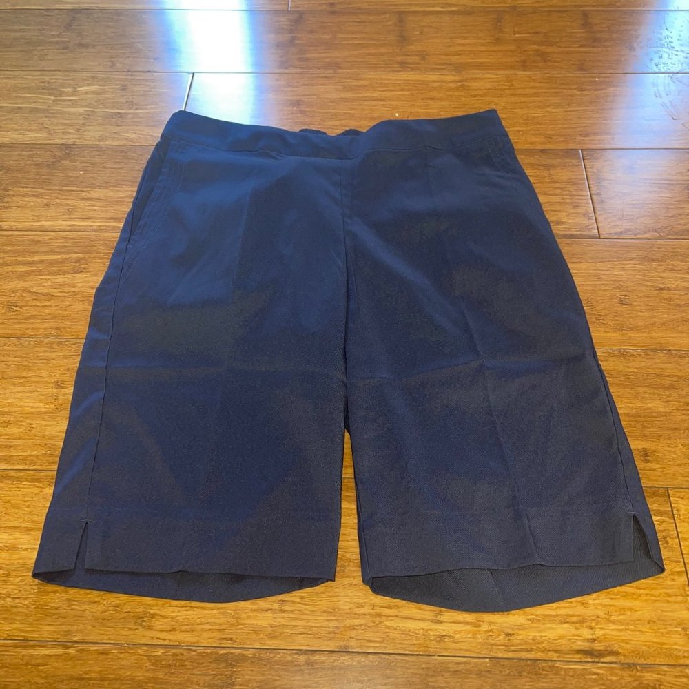 Womens Size Small Nike Dri-Fit UV 11" Bermuda Golf